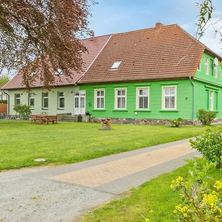 Appartement In Mit Grill Und Garten